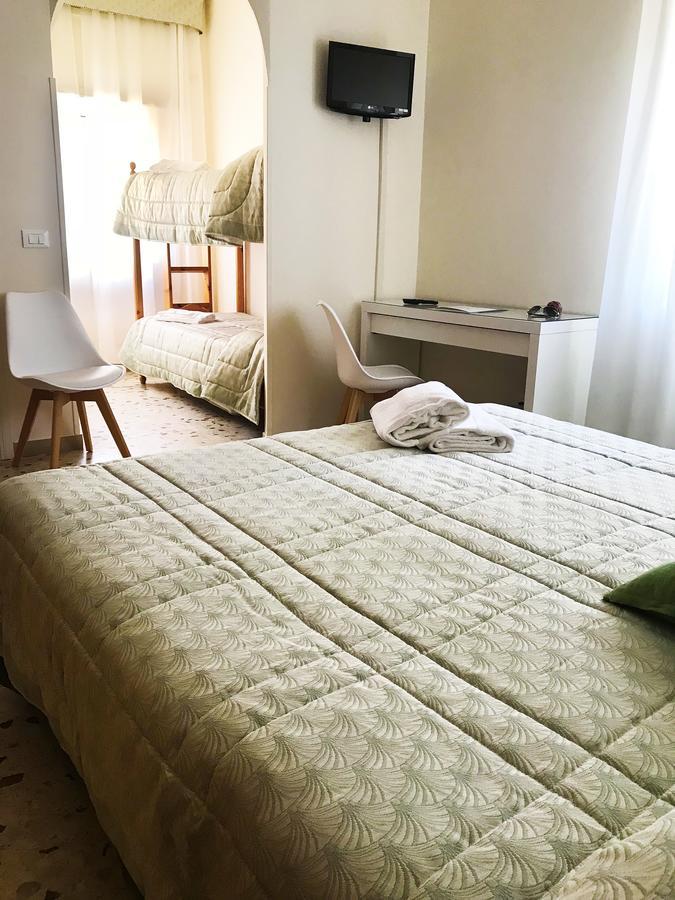Villa Del Sole Терачина Екстериор снимка