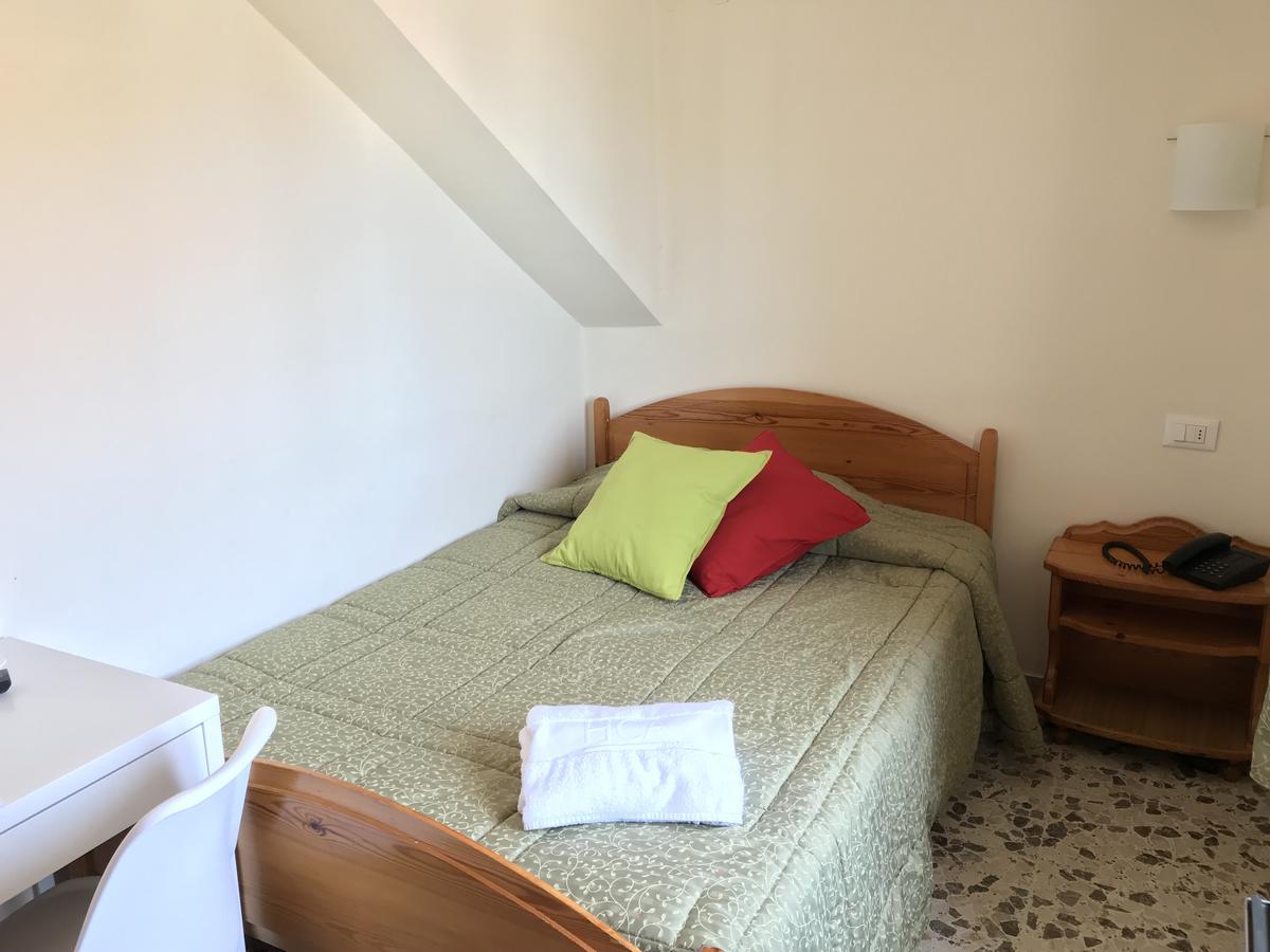 Villa Del Sole Терачина Екстериор снимка
